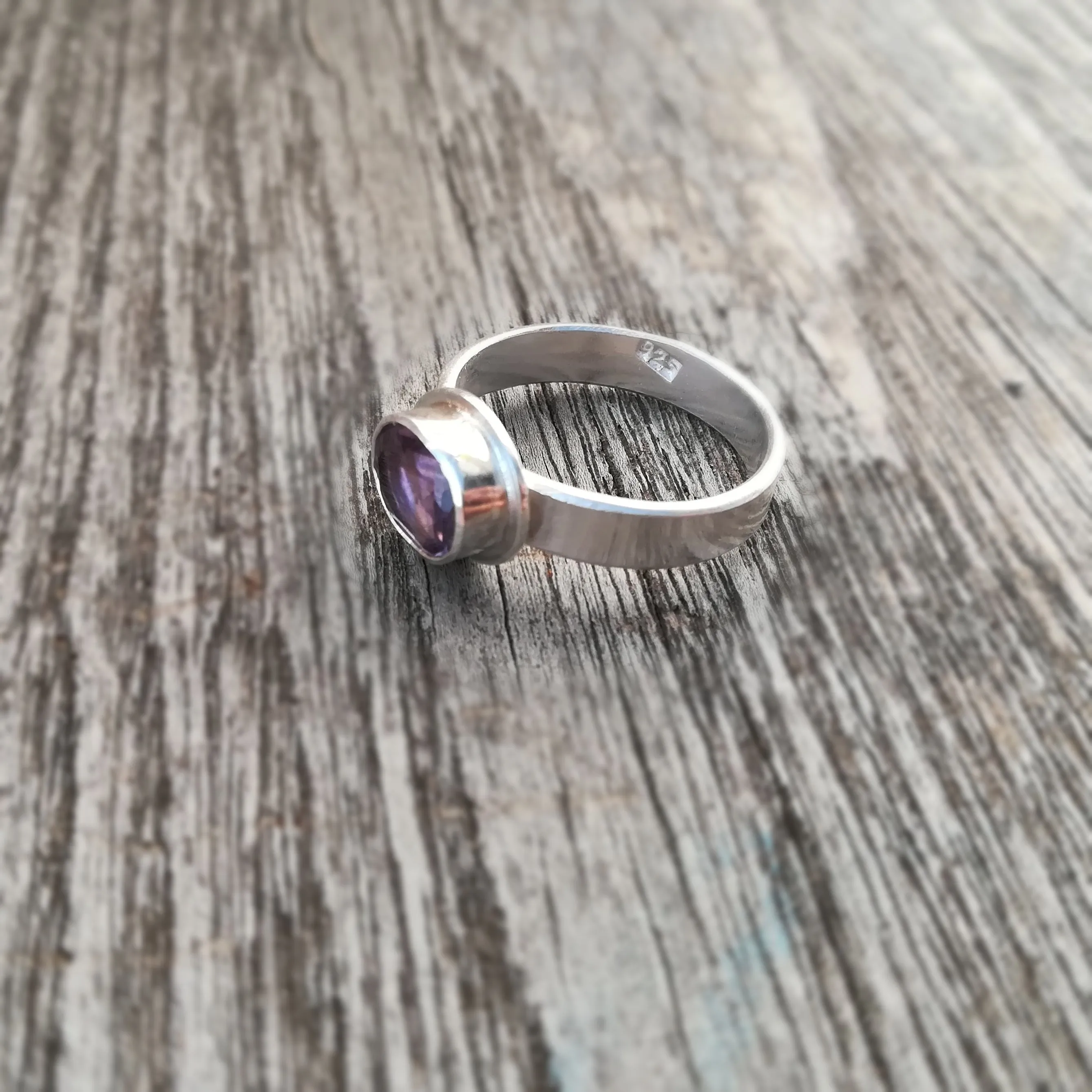 Anillo de Amatista Facetada y  Plata de Ley | Hecho a Mano Talla 19