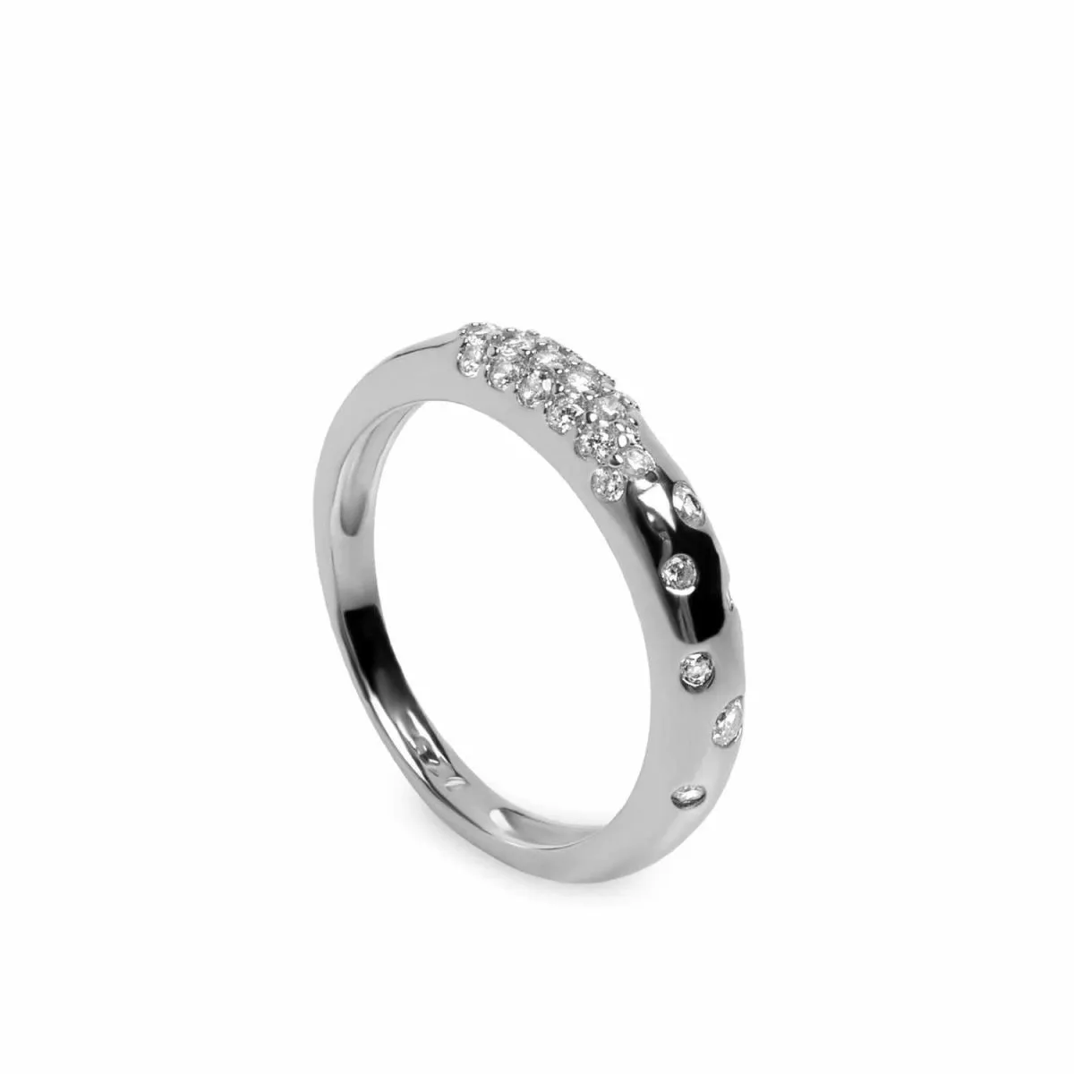 Anillos circonitas diseo desigual circular
