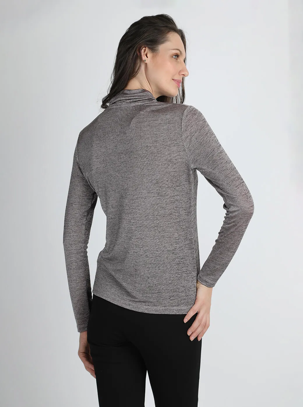 Blusa gris con rosa Ivannia