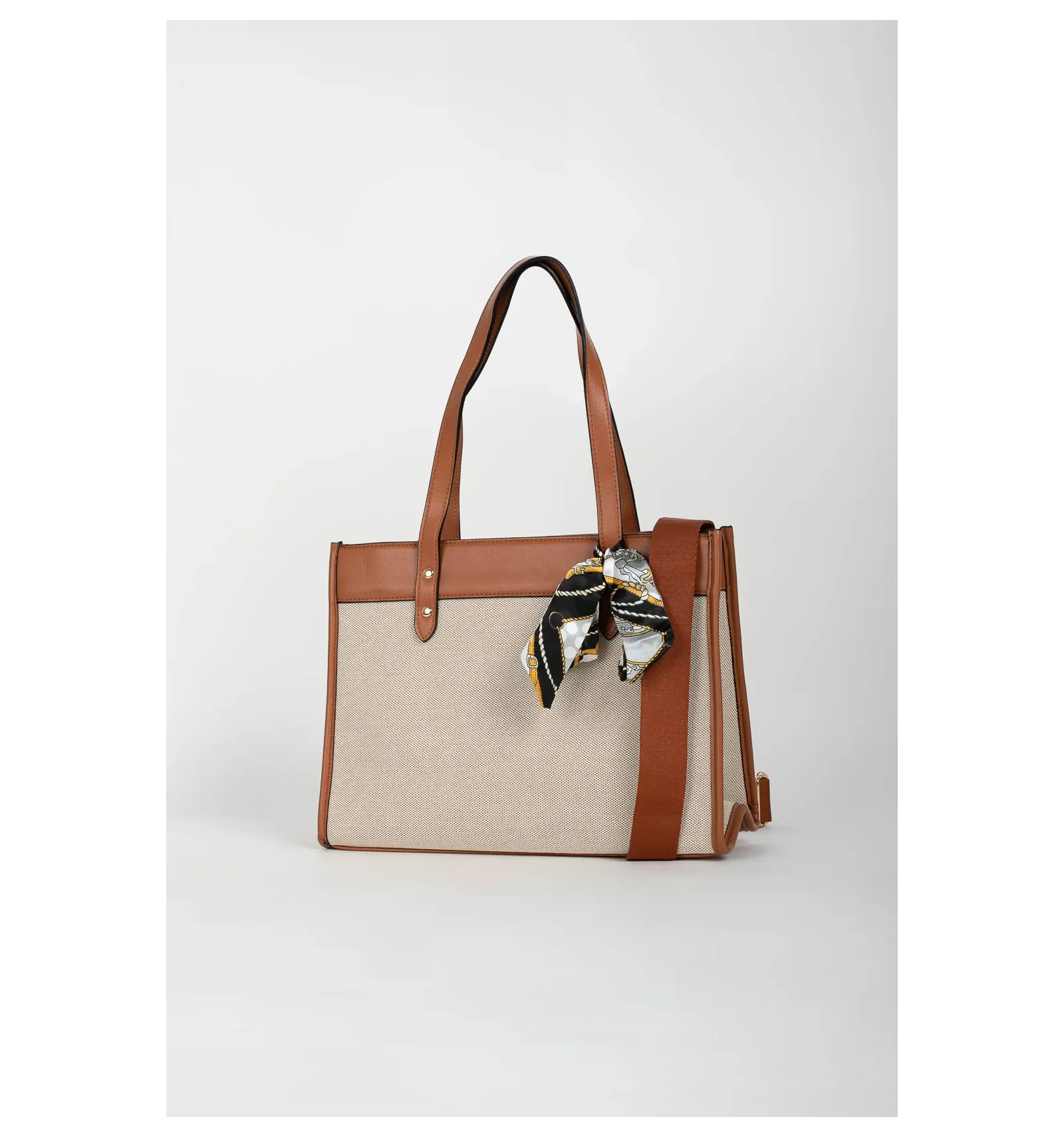 BOLSO BANDOLERA LYLIA  CAMEL