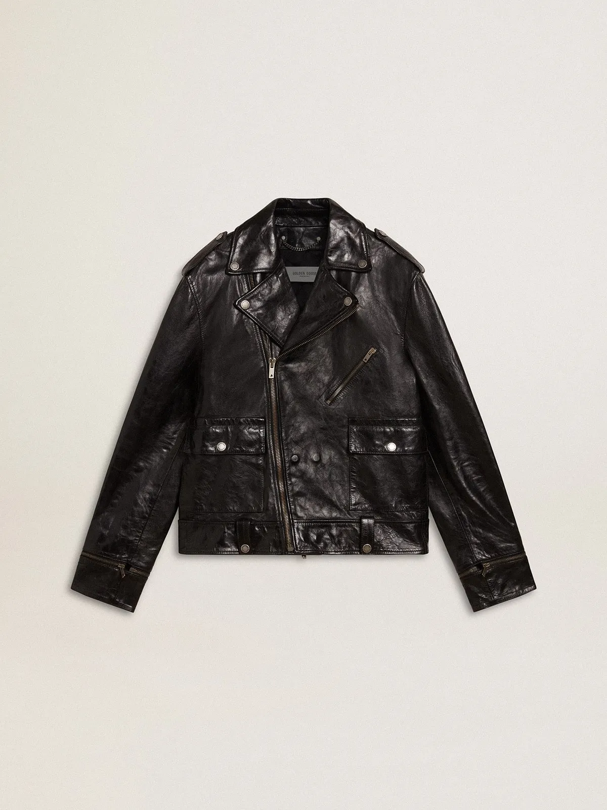 Cazadora perfecto para hombre de color negro con efecto brillante
