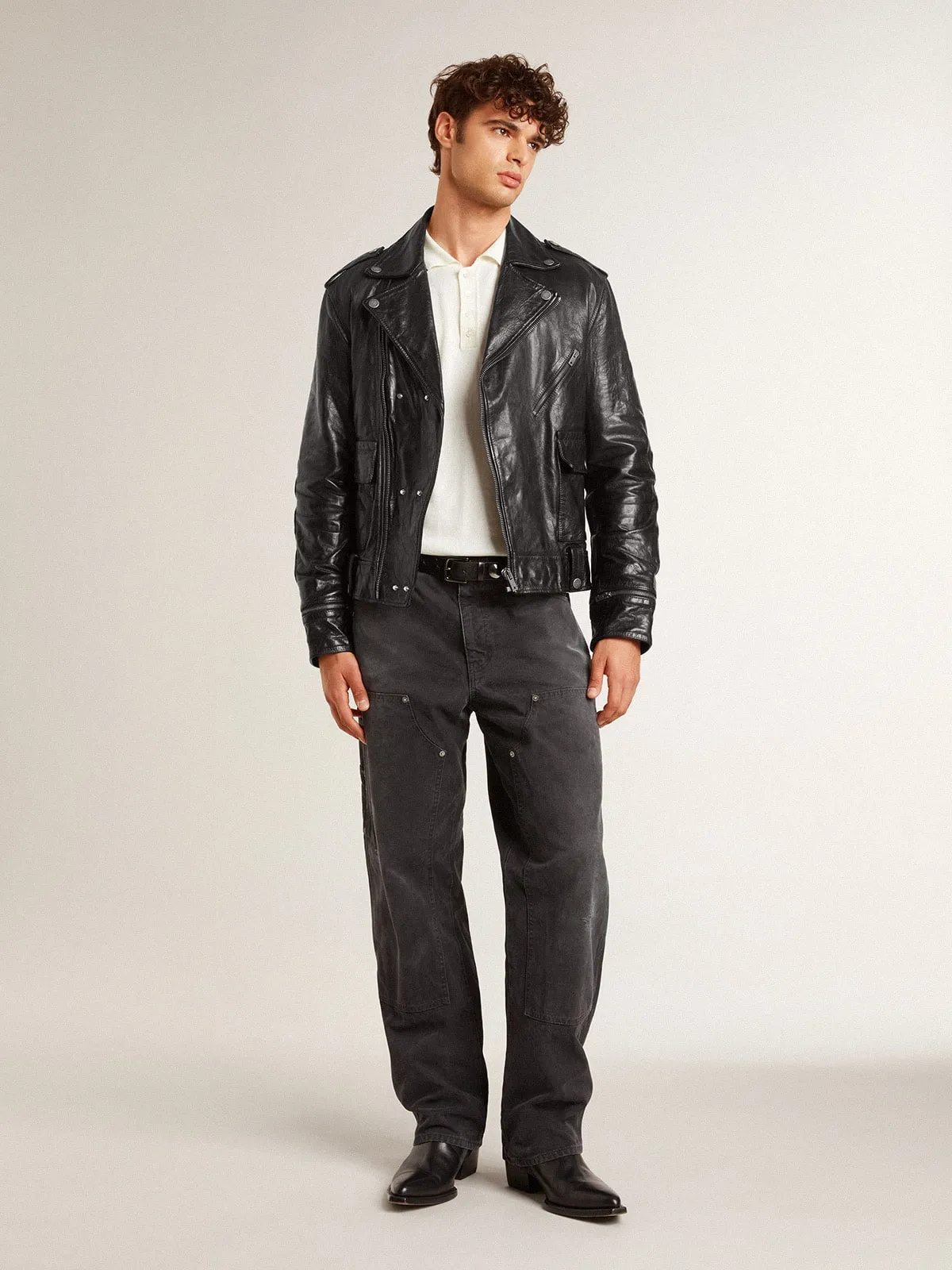 Cazadora perfecto para hombre de color negro con efecto brillante