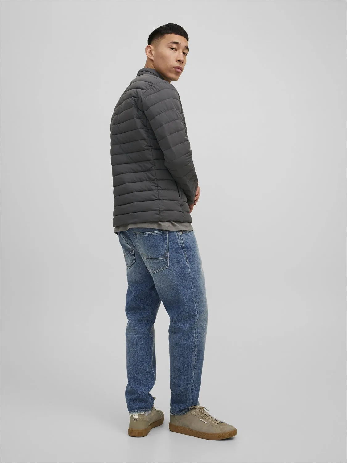 Chaqueta corta acolchada | Gris oscuro | Jack & Jones®