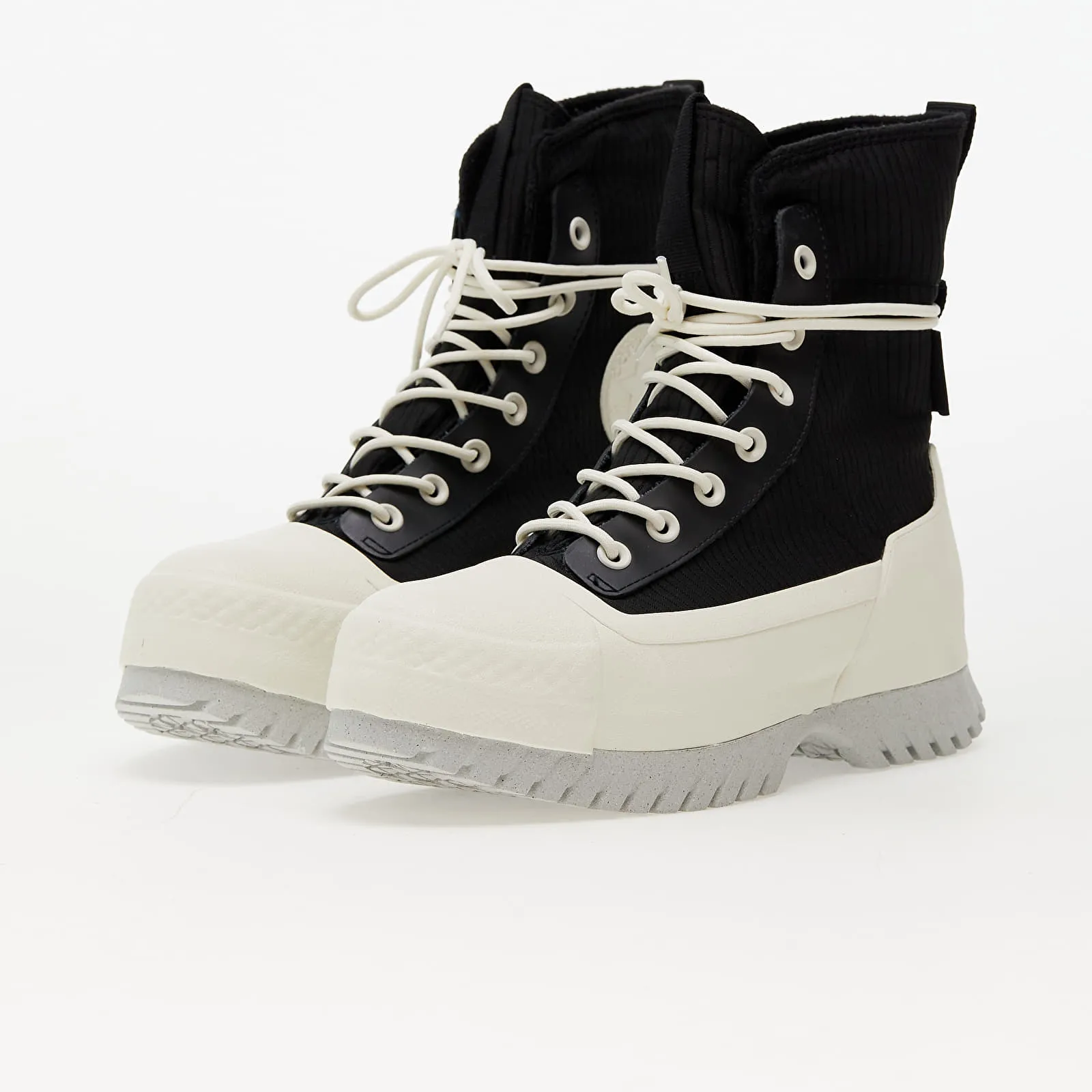 Converse Chuck Taylor All Star Lugged 2.0 Platform Counter Climate Extra High