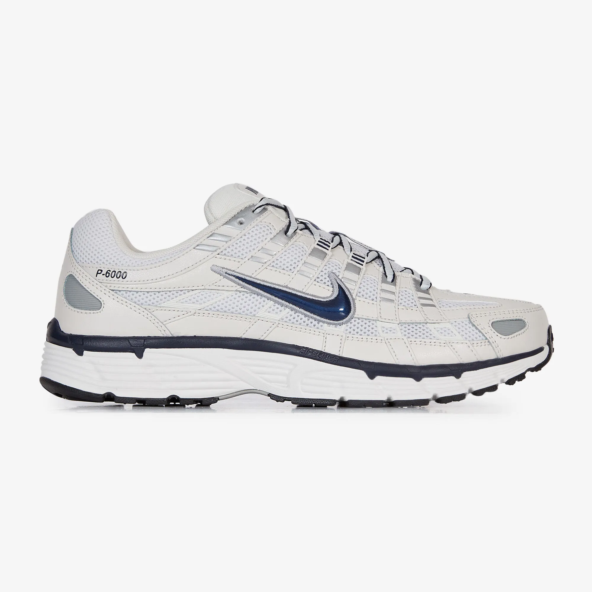 NIKE P6000