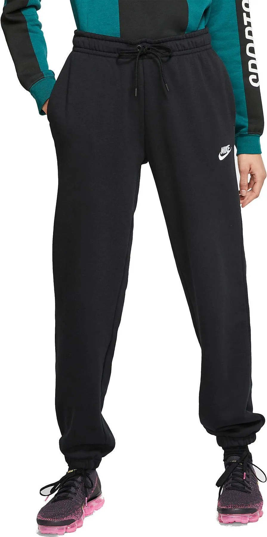 Nike Sportswear Essential