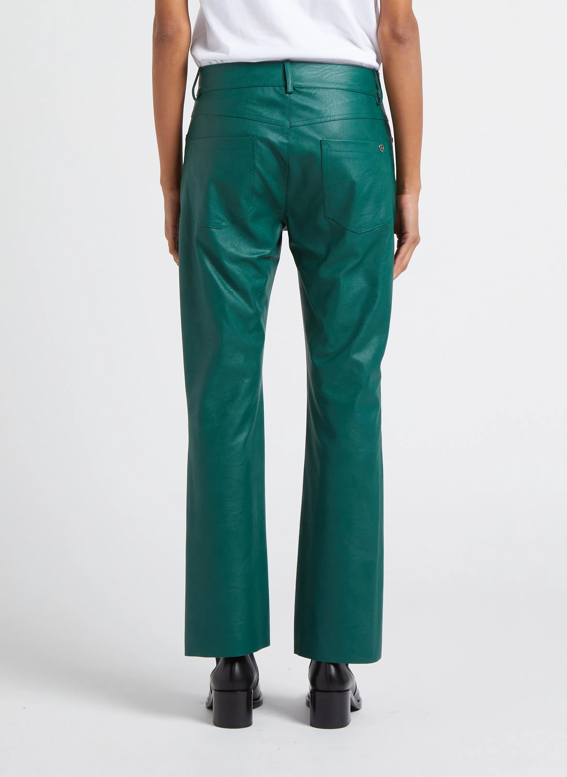Pantalón flare en verde