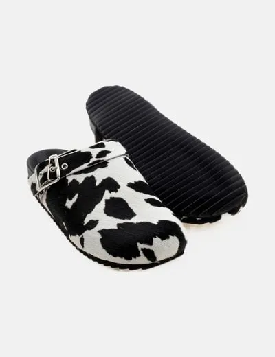 Pull&Bear Zuecos pelo animal print