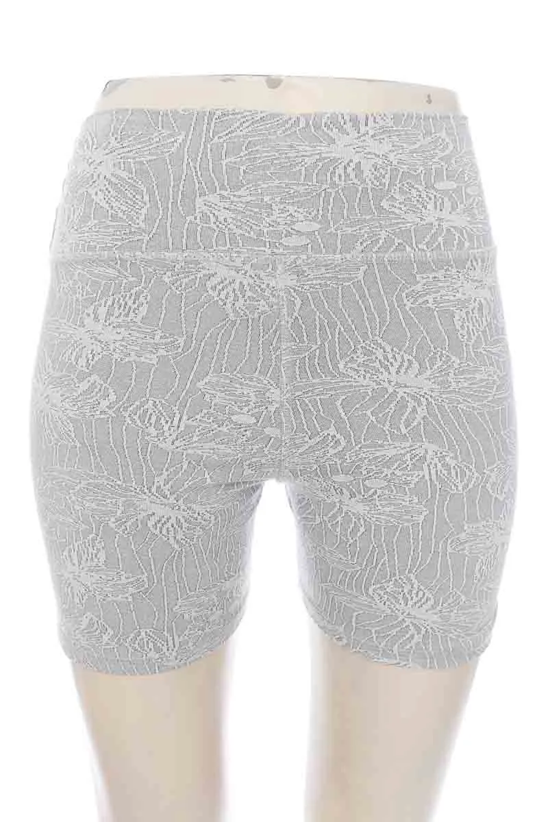 ROPA DEPORTIVA / SALIDA DE BAñO COLOR GRIS  MAQUI