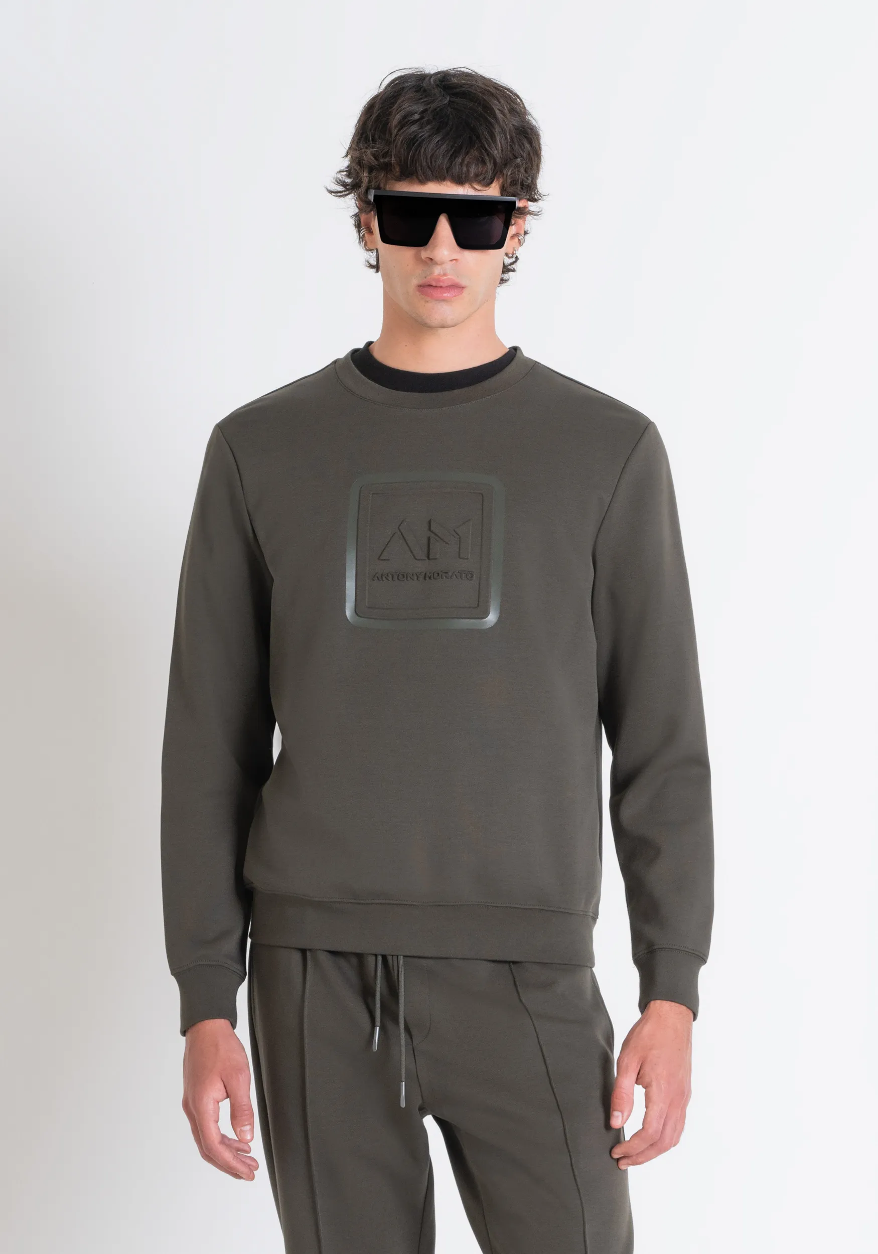 SUDADERA SLIM FIT DE MEZCLA DE ALGODÓN VERDE CON LOGOTIPO BORDADO