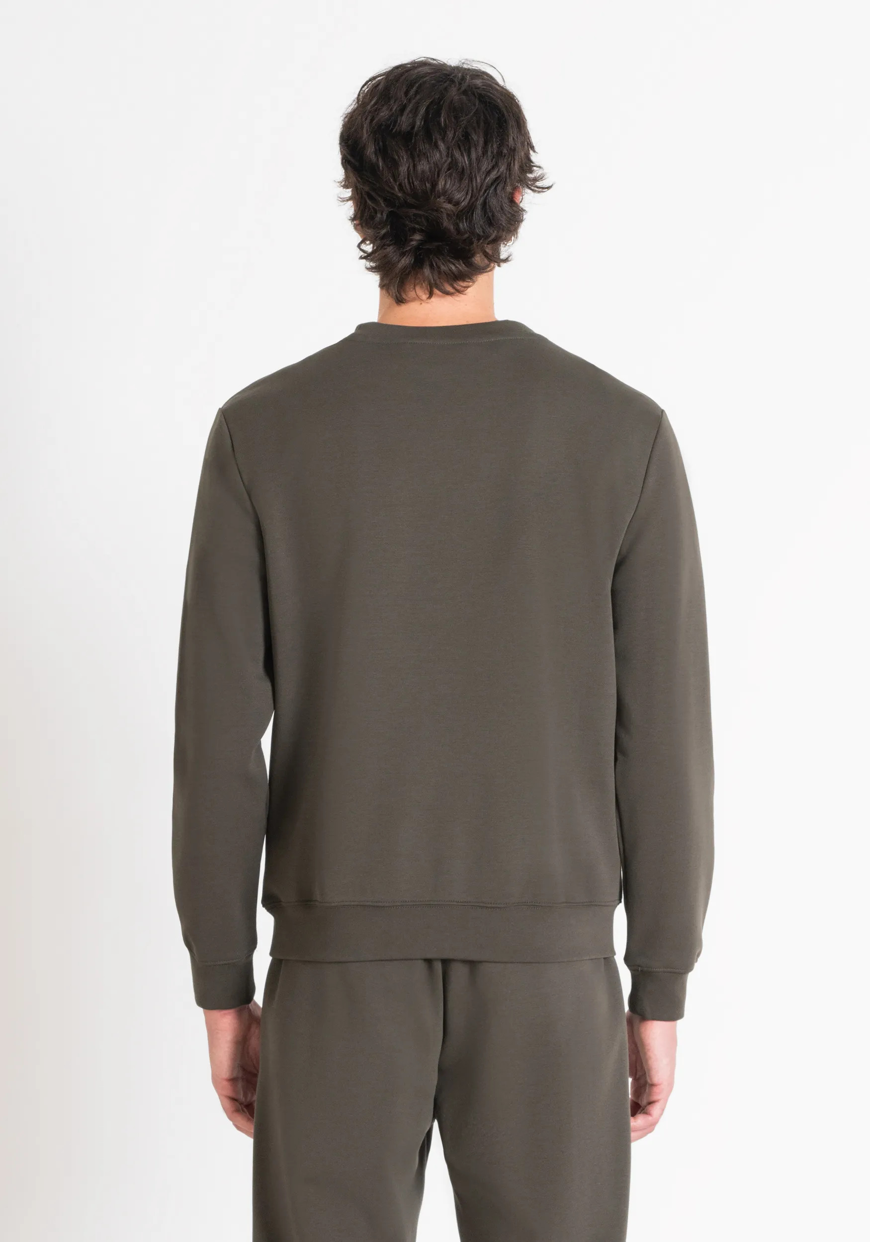 SUDADERA SLIM FIT DE MEZCLA DE ALGODÓN VERDE CON LOGOTIPO BORDADO