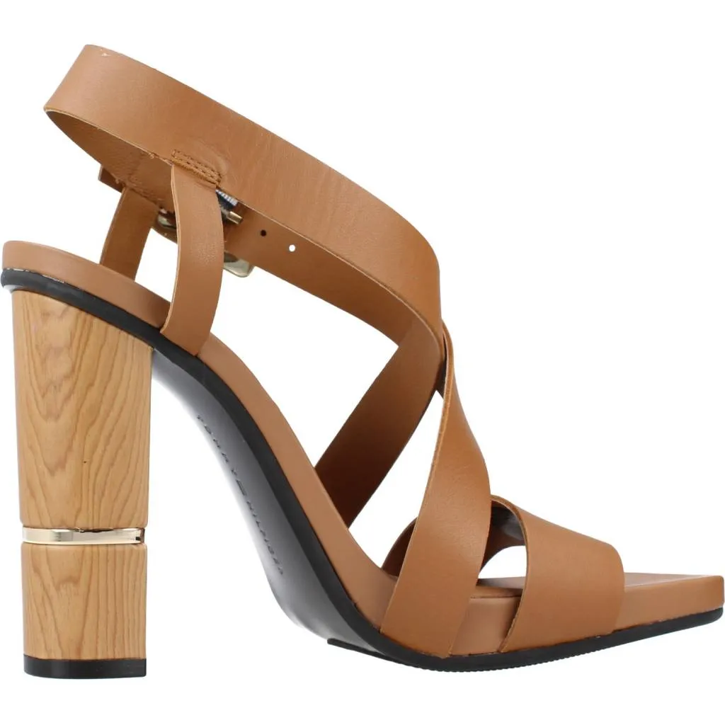 TOMMY HILFIGER HARDWARE BLOCK HIGH HEEL