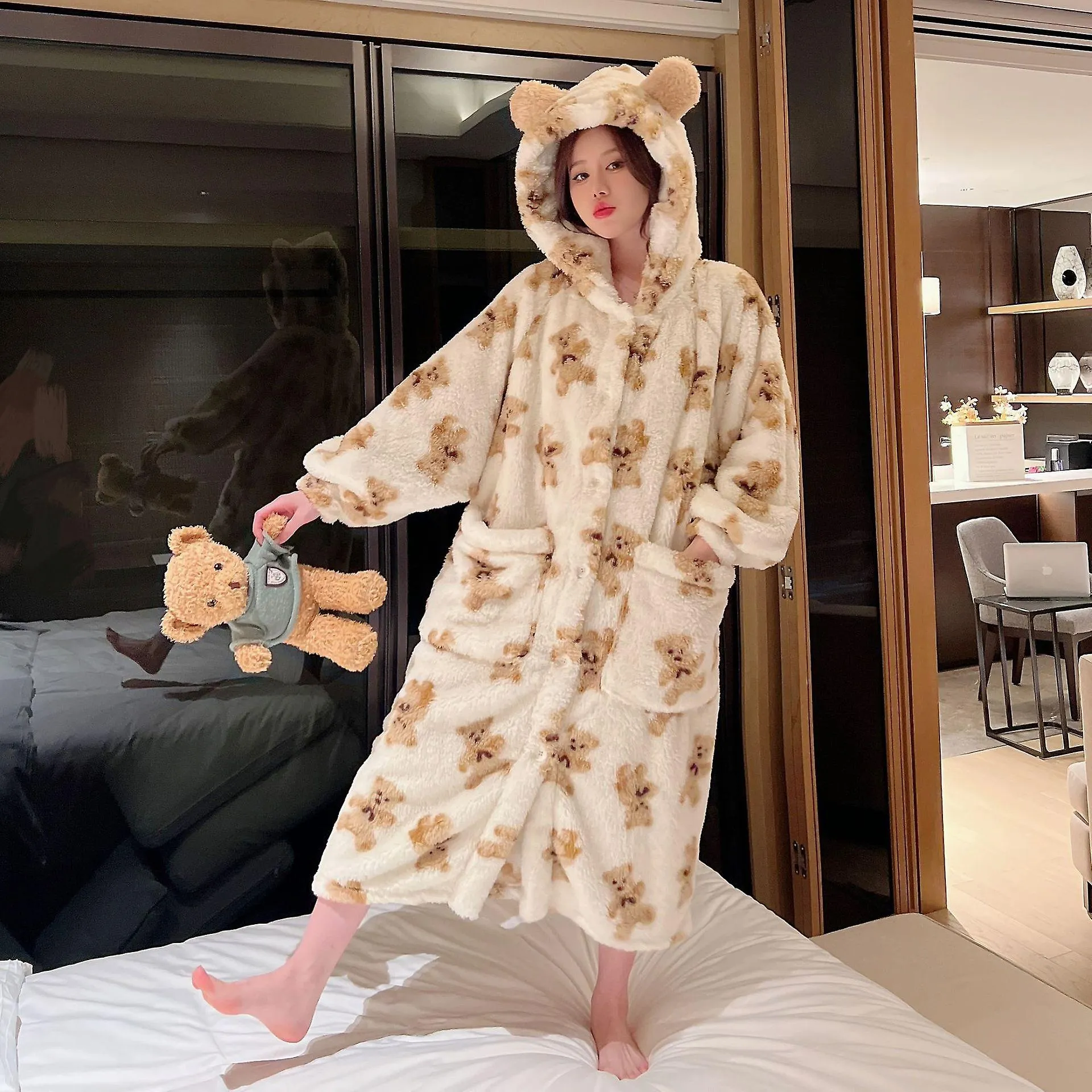 Women's Winter Pajamas Long Section Bear Warm Home Clothes Set