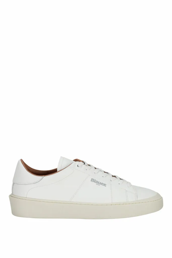 Zapatillas blancas de cuero con suela blanca 