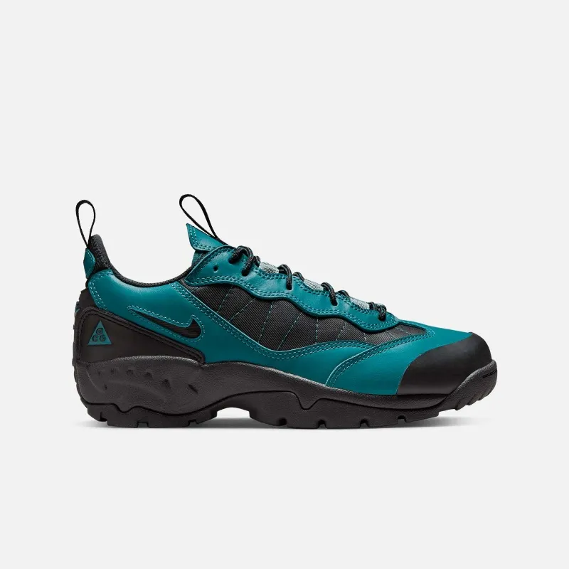 ZAPATILLAS NIKE DM3004001 ACG AIR MADA